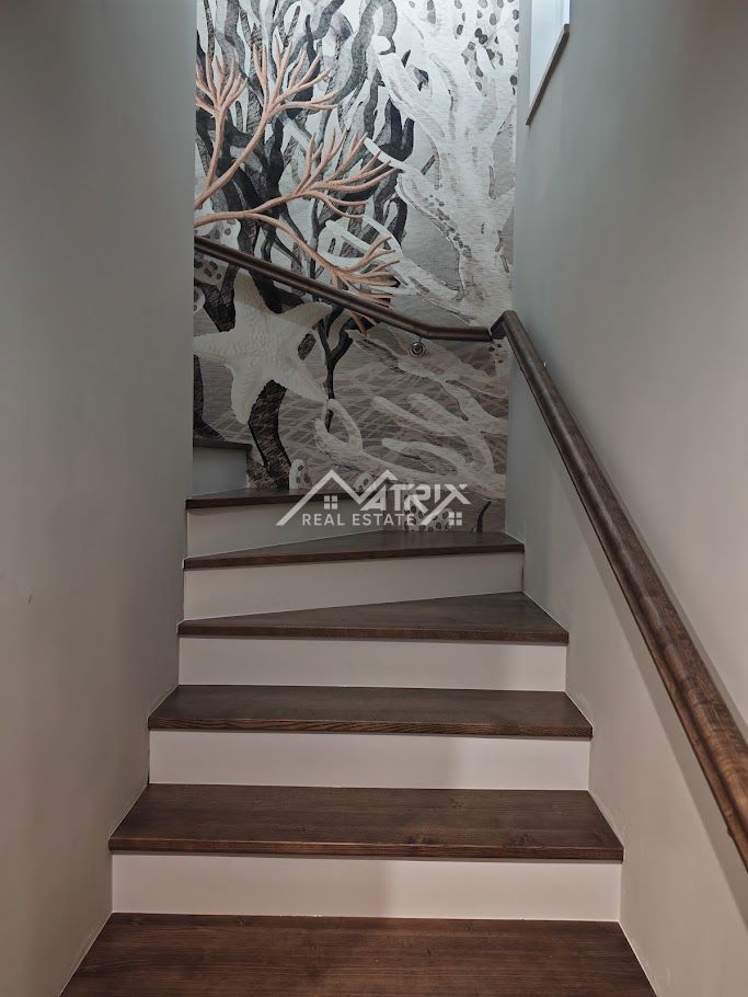 Novigrad okolica, samostojna hiša z bazenom