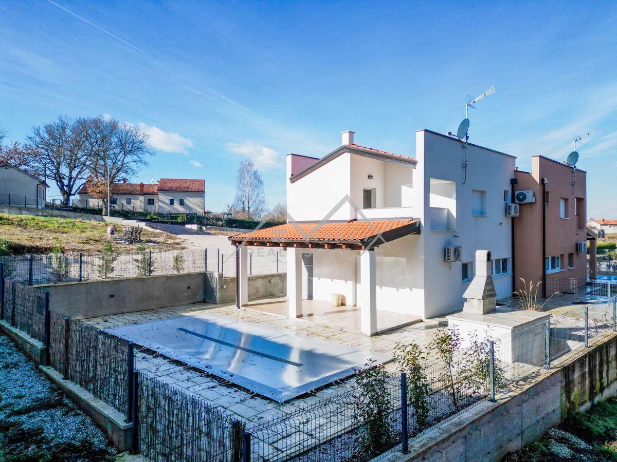 Hiša Poreč, 84m2