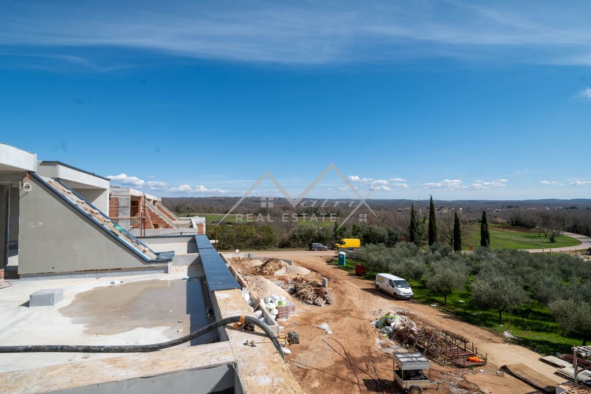 Poreč okolica, stanovanje s strešno teraso v moderni zgradbi