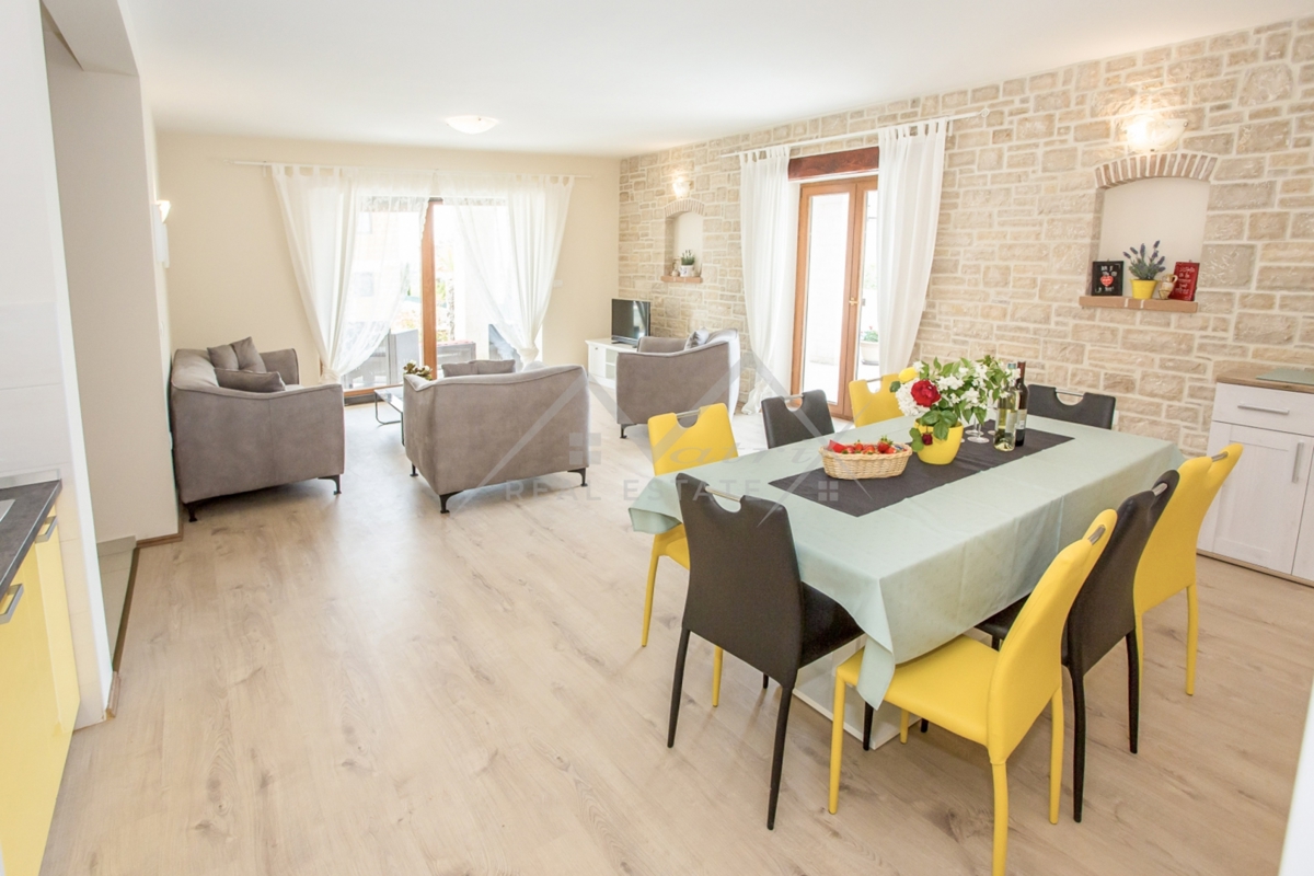 Poreč, čudovita vila z bazenom na mirni lokaciji