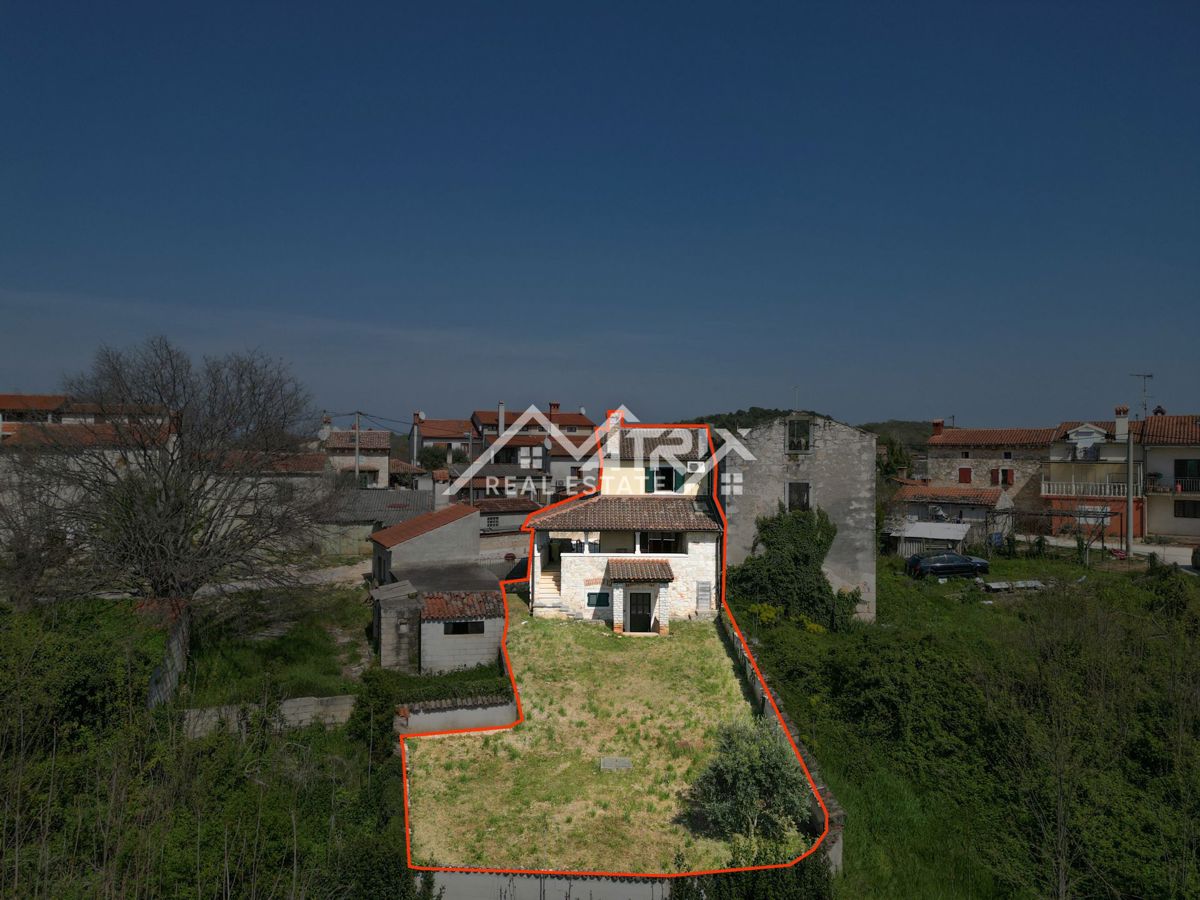 Območje Poreča, lepa istrska hiša na mirni lokaciji