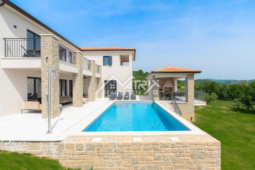 Buje, razkošna vila s prekrasnim razgledom
