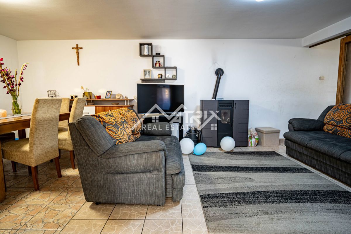 Stanovanje Osijek, 67m2