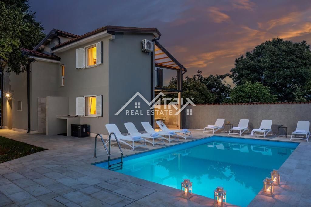 Okolica Novigrada, čudovita samostojna hiša na mirni lokaciji