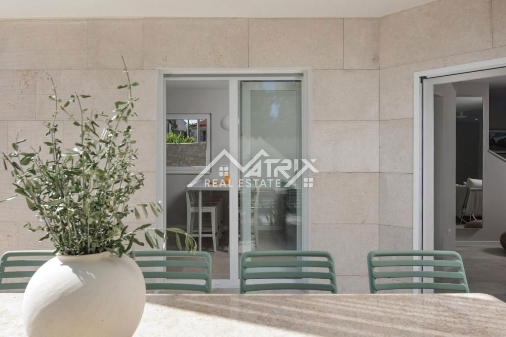 Okolica Novigrada, čudovita samostojna hiša na mirni lokaciji