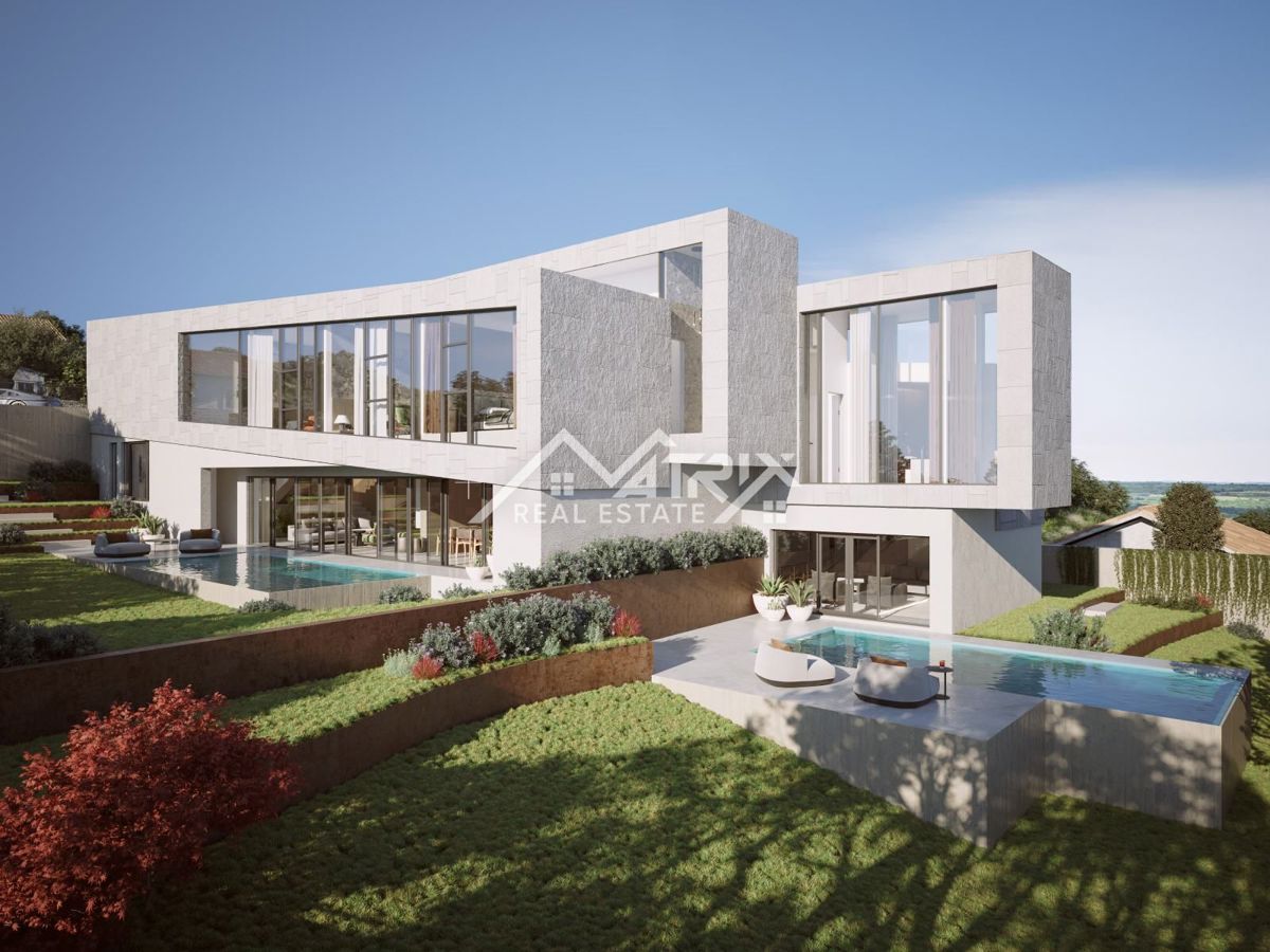 Poreč okolica – zazidljivo zemljišče z dovoljenjem za dvojček in pogledom na morje