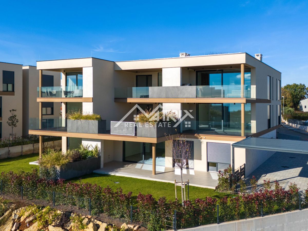 Novigrad, Stanovanje v pritličju s pogledom na morje, Novo!