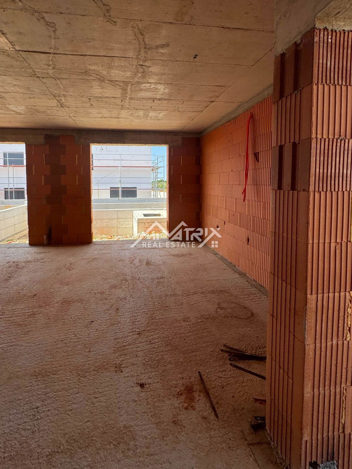 Pula, dvojna hiša z bazenom in prostorno teraso