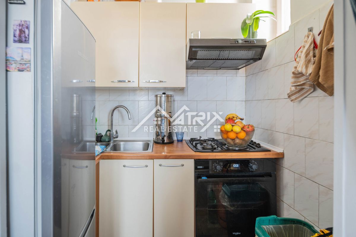 Pula, popolnoma opremljeno stanovanje v centru mesta, 62 m²