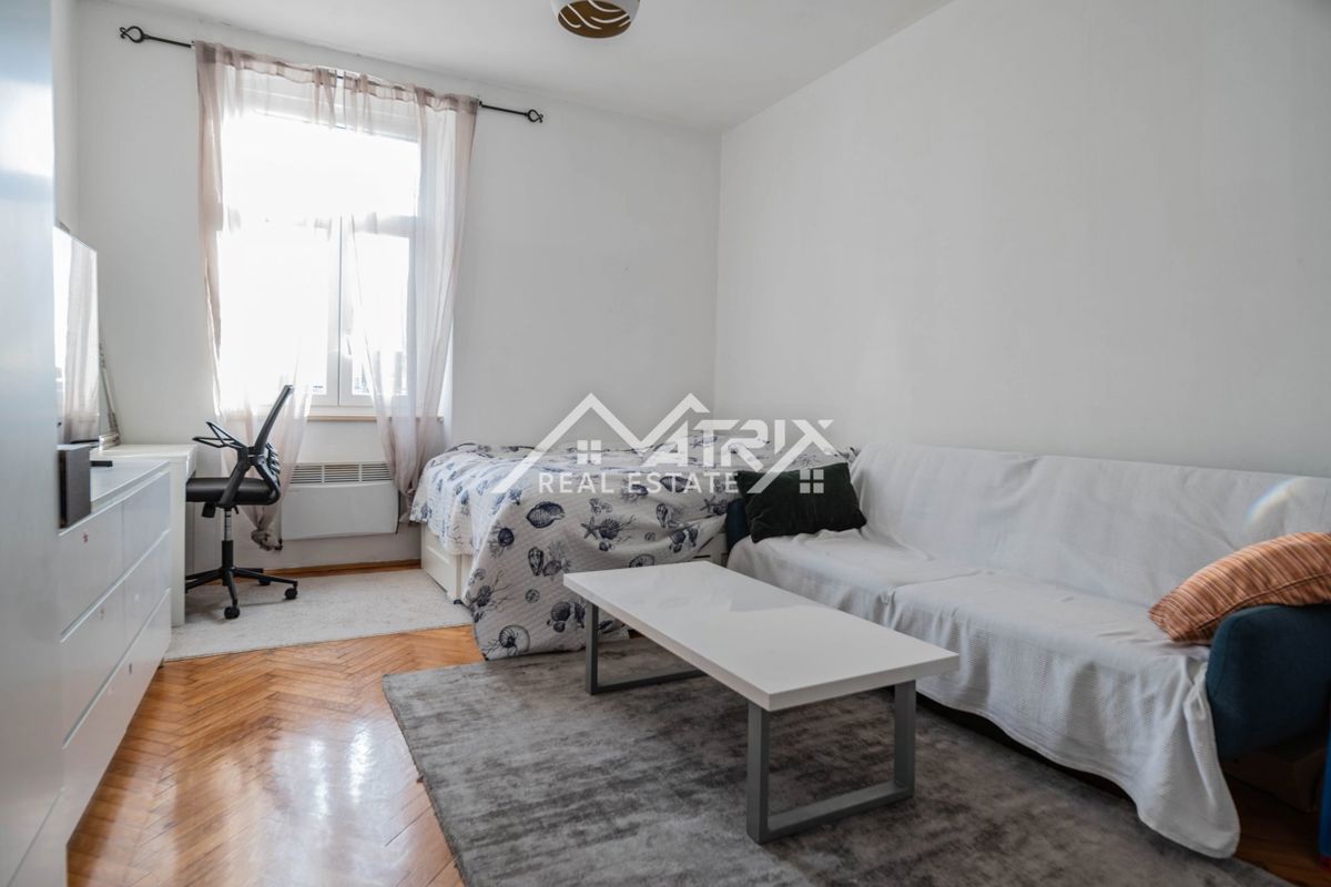 Pula, popolnoma opremljeno stanovanje v centru mesta, 62 m²