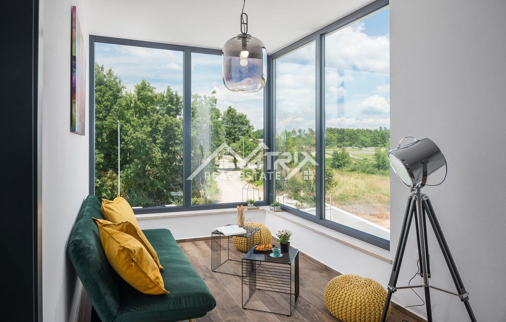 Okolica Rovinja, Luksuzno opremljena vila s 5 spalnicami!