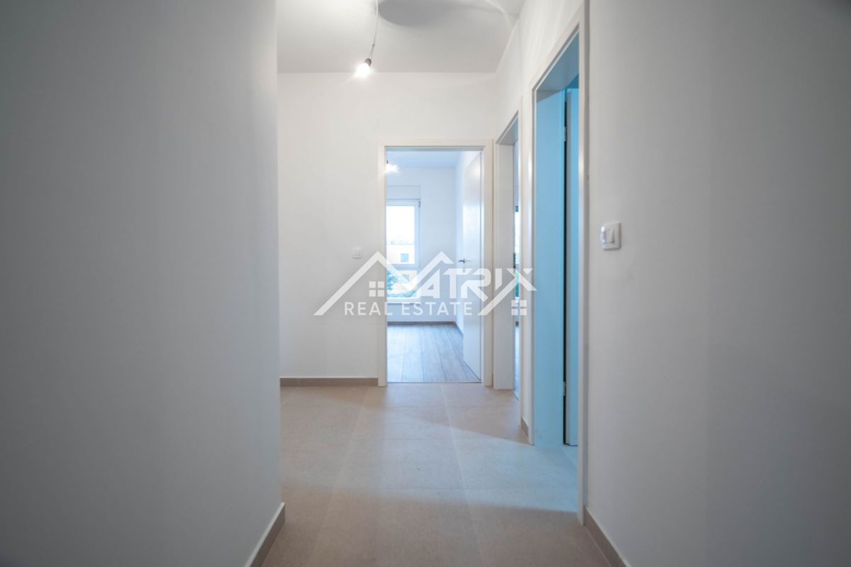 Medulin, 2-sobno stanovanje z ložo, 800 m od morja