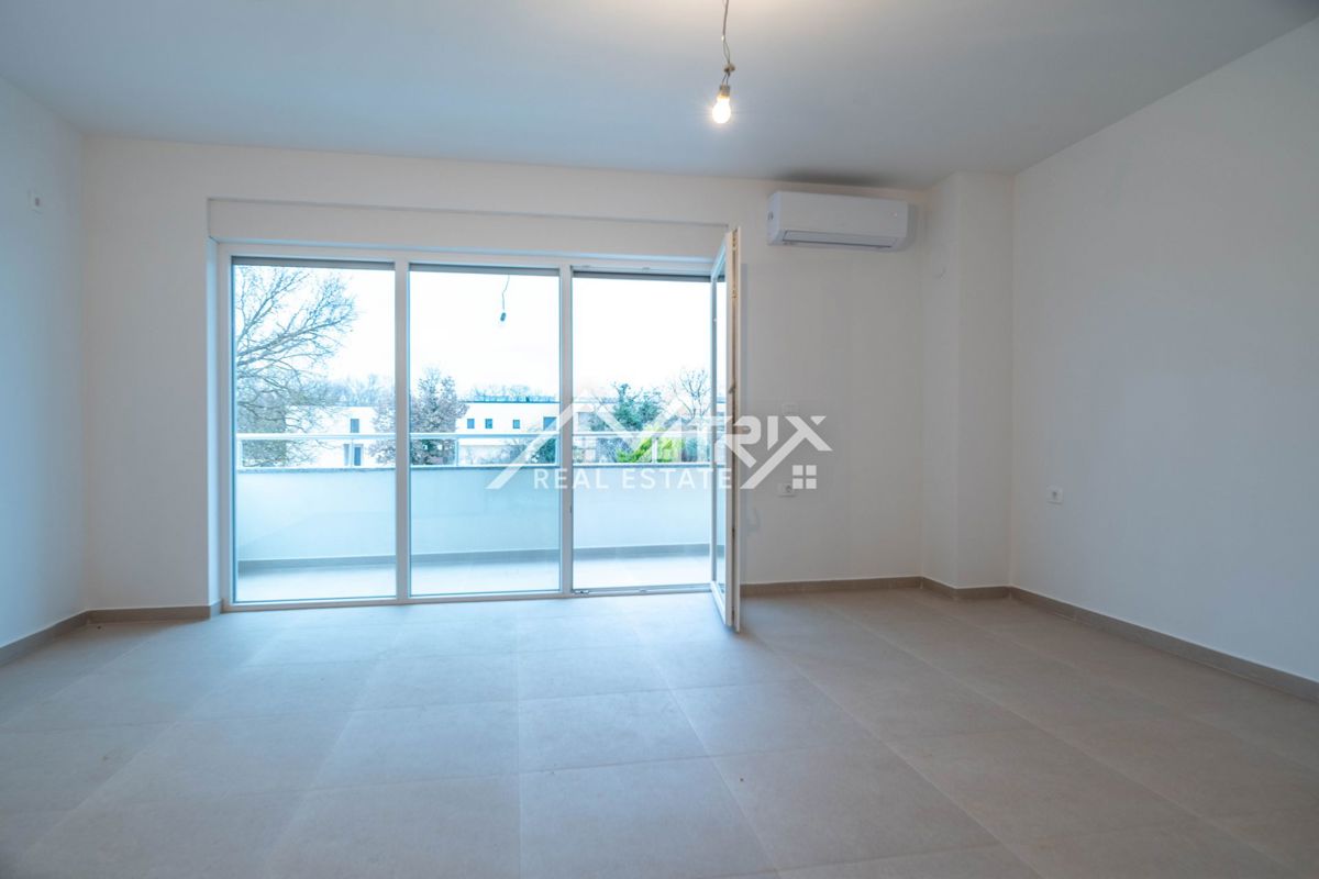 Medulin, 2-sobno stanovanje z ložo, 800 m od morja