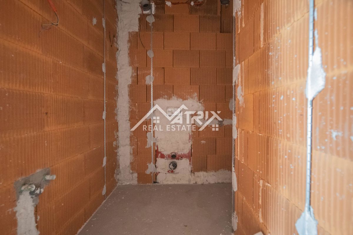 Pula, Penthouse s 3 spalnicami in veliko teraso