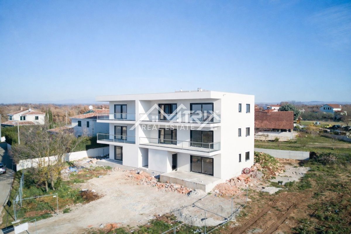 Poreč okolica stanovanje z 2 spalnicama in pogledom na morje