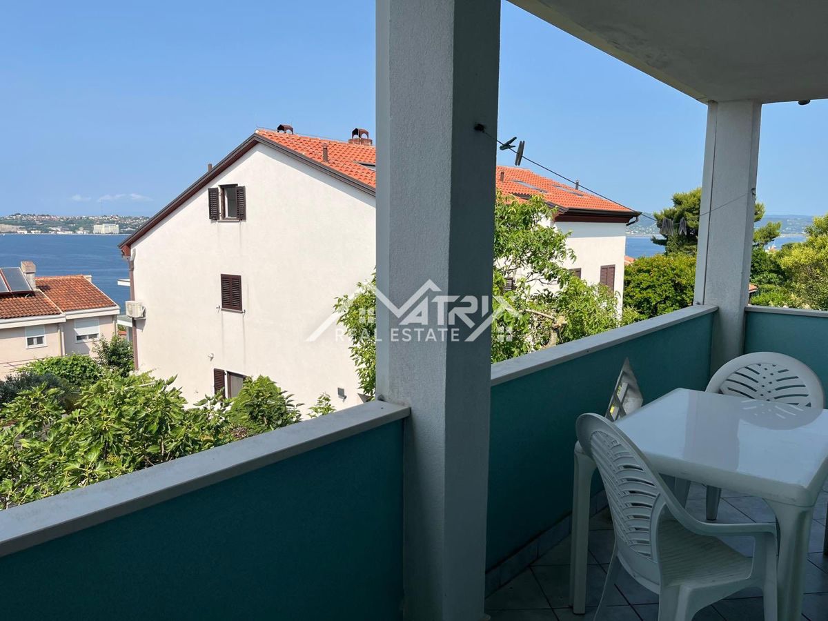 Savudrija, Crveni Vrh – Hiša s tremi stanovanjskimi enotami in pogledom na morje