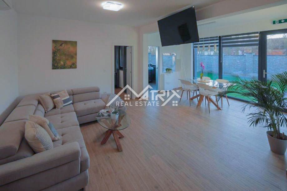 Stanovanje Kopačevo, Bilje, 370m2