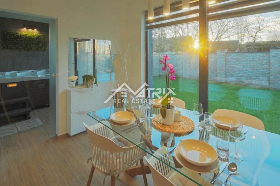 Stanovanje Kopačevo, Bilje, 370m2