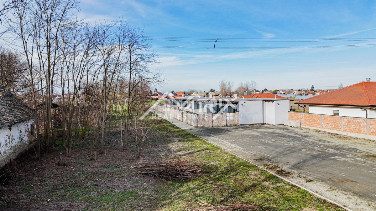 Stanovanje Kopačevo, Bilje, 370m2