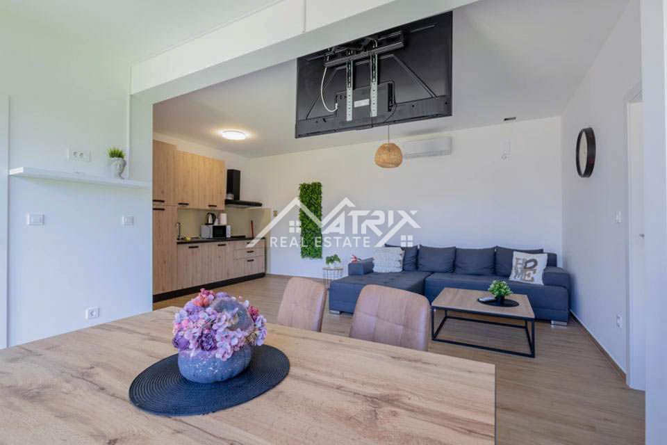 Stanovanje Kopačevo, Bilje, 370m2