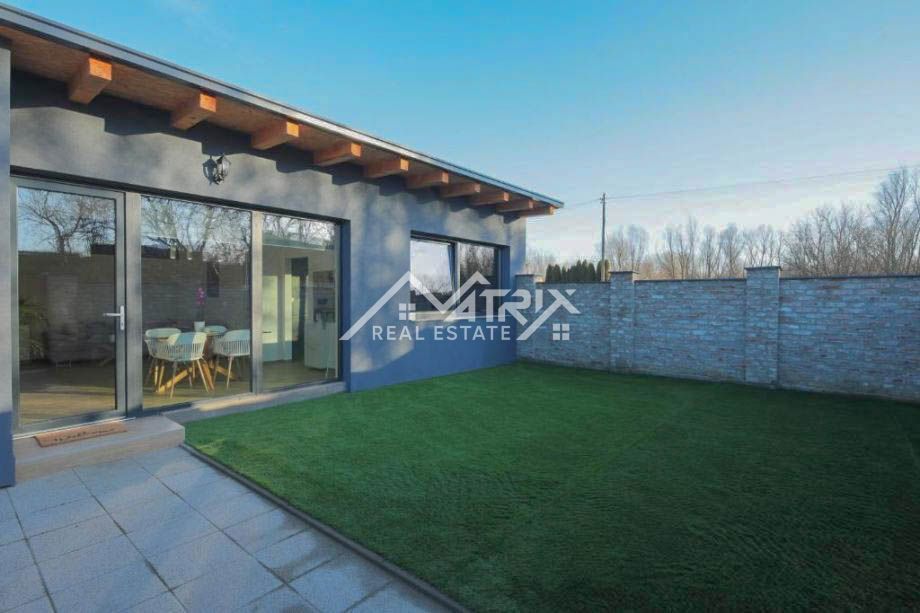 Stanovanje Kopačevo, Bilje, 370m2