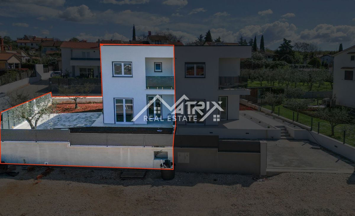 Poreč okolica, moderno dvojčno hišo blizu centra