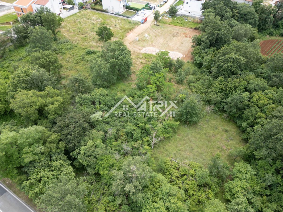 Okolica Poreča, zazidljivo in kmetijsko zemljišče