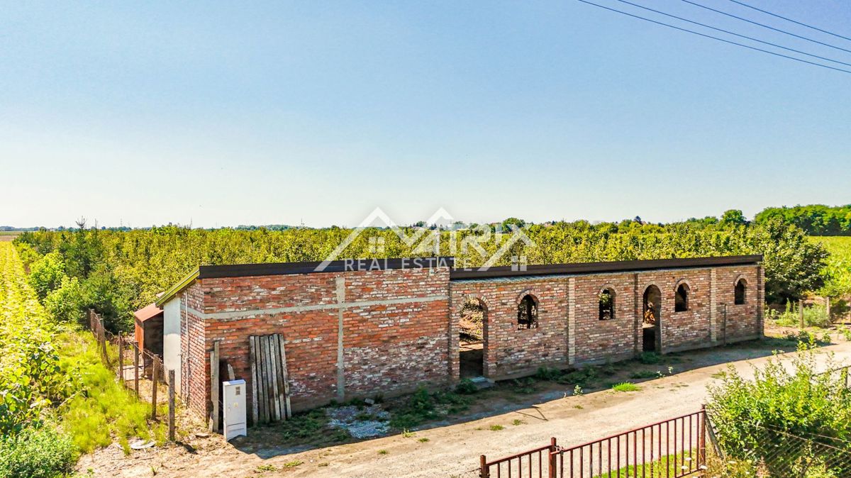 Hiša Petrijevci, 25m2