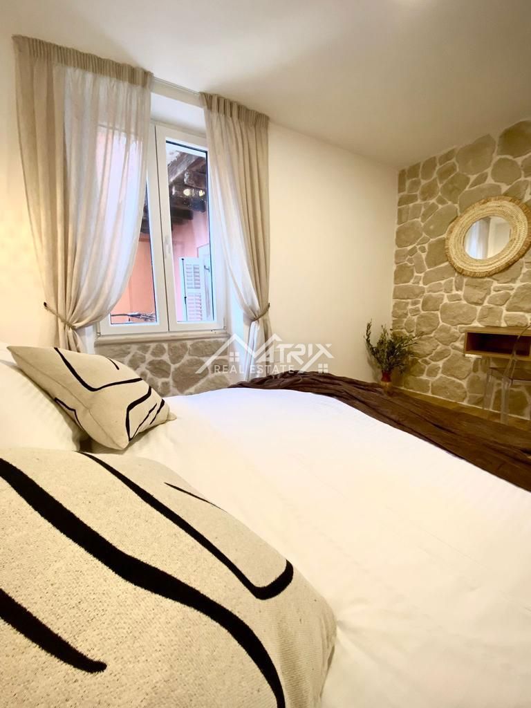 Rovinj, dizajnersko stanovanje v starem gradu blizu morja