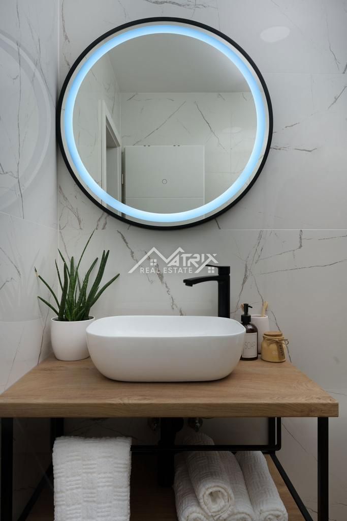 Rovinj, dizajnersko stanovanje v starem gradu blizu morja