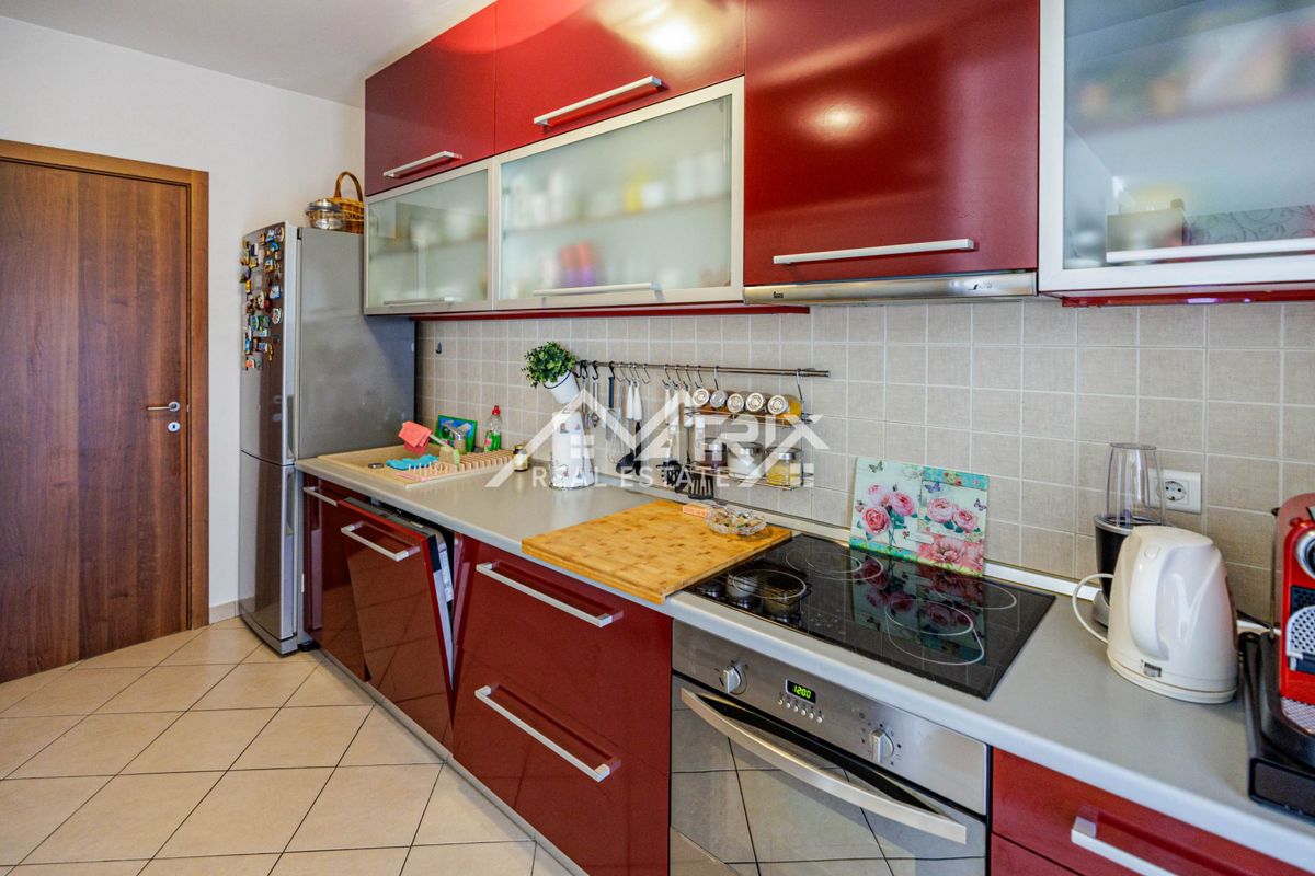 Stanovanje Osijek, 70m2