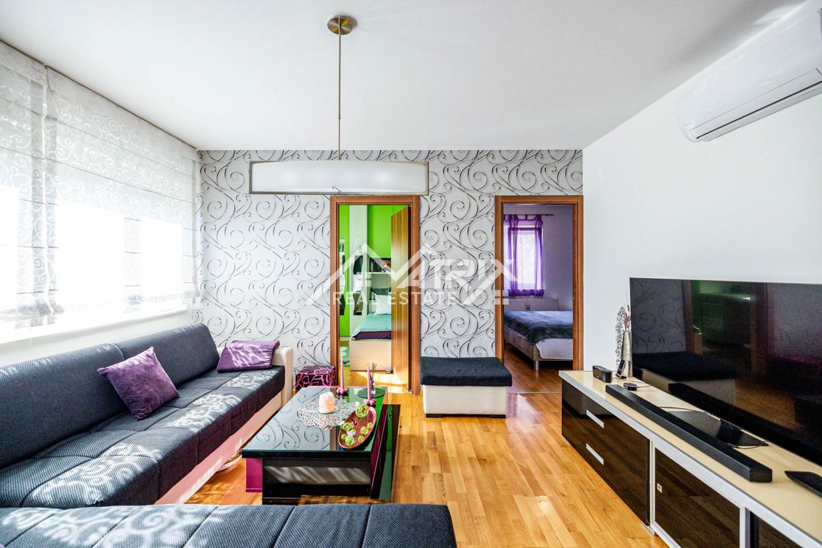 Stanovanje Osijek, 70m2