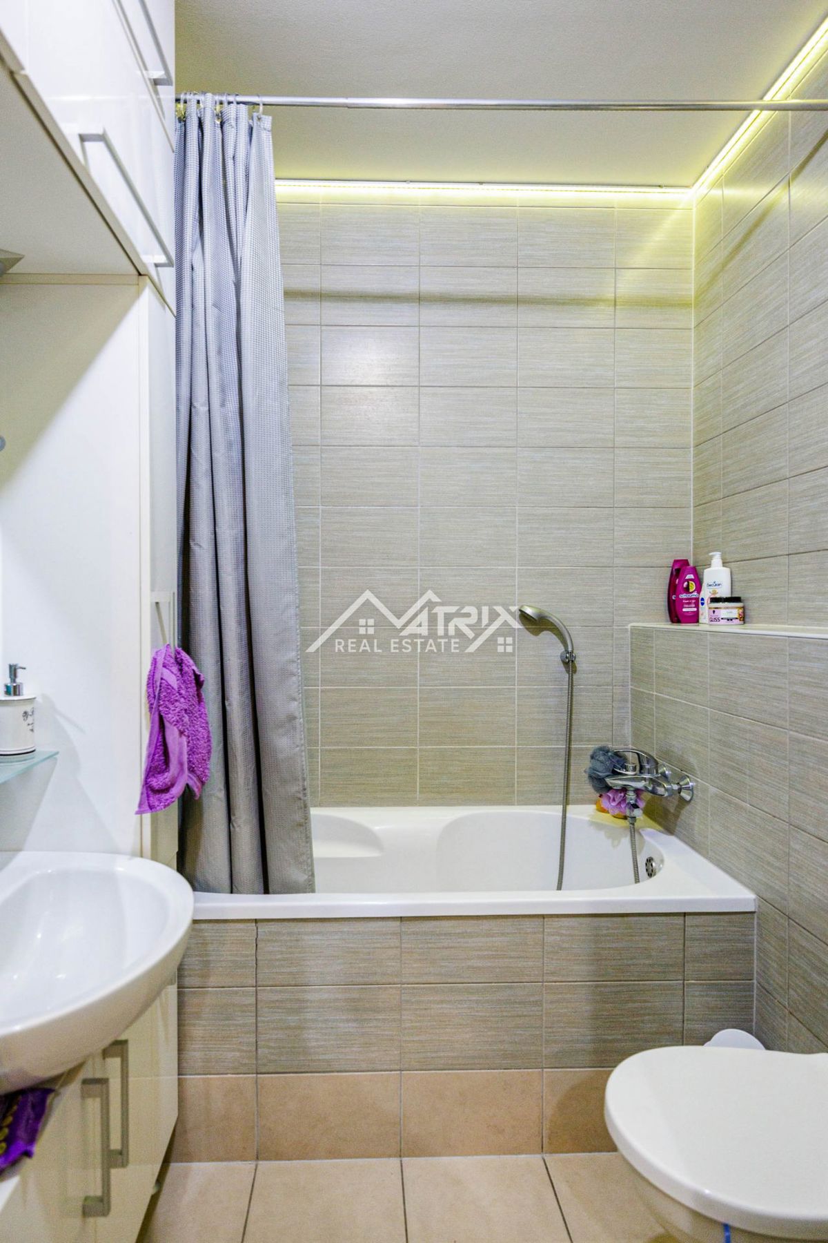 Stanovanje Osijek, 70m2