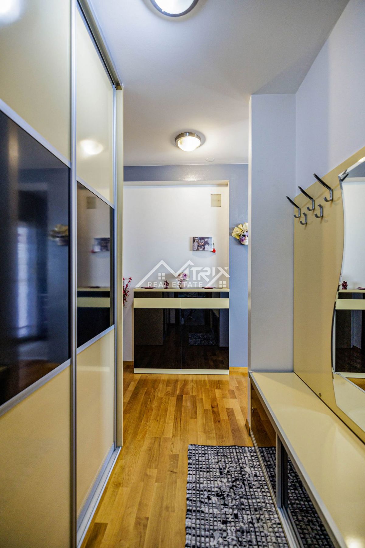 Stanovanje Osijek, 70m2