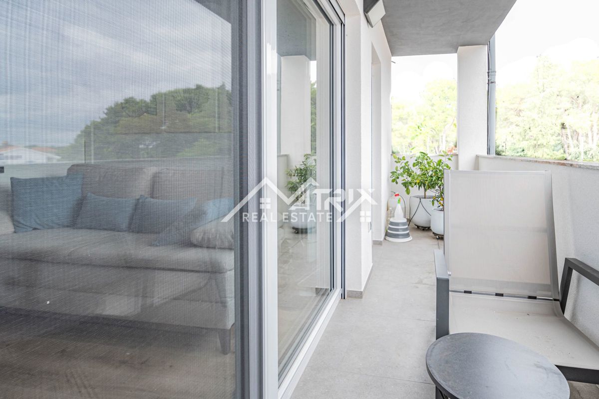 Medulin, SMART HOME stanovanje s teraso in parkirnim mestom