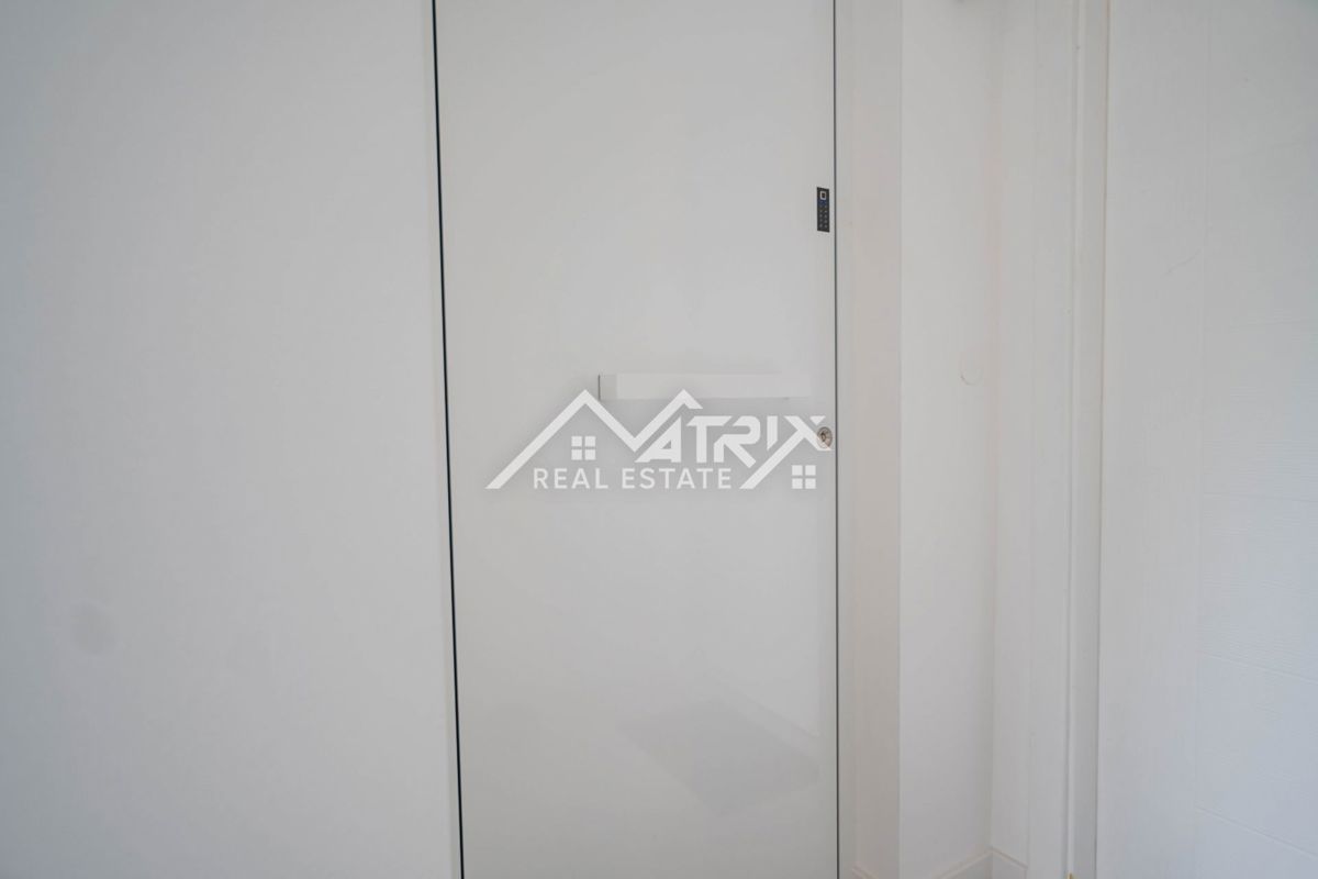 Medulin, SMART HOME stanovanje s teraso in parkirnim mestom