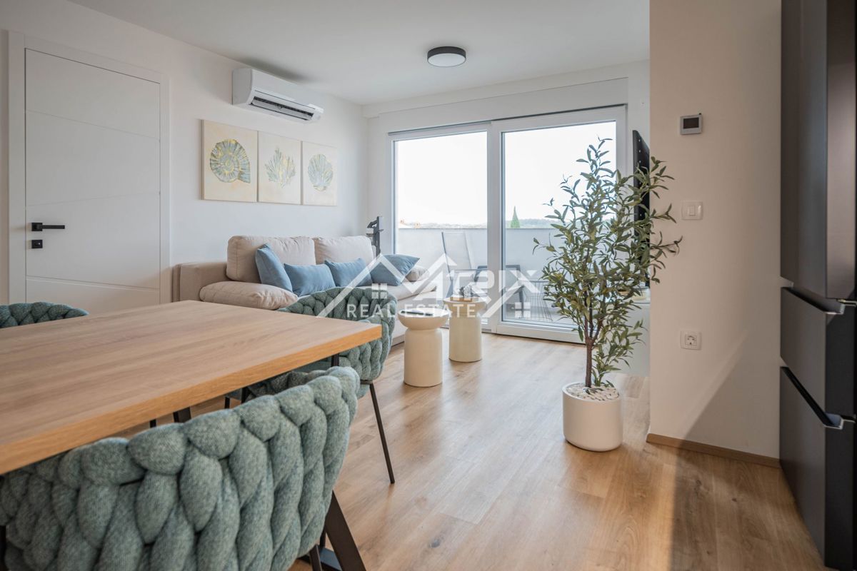 Medulin, SMART HOME stanovanje s teraso in parkirnim mestom