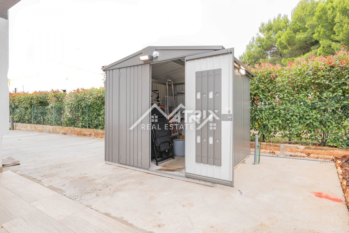 Medulin, SMART HOME stanovanje s teraso in parkirnim mestom