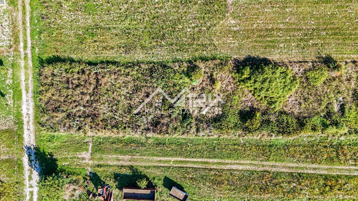 Zemljišče Antunovac, 539m2