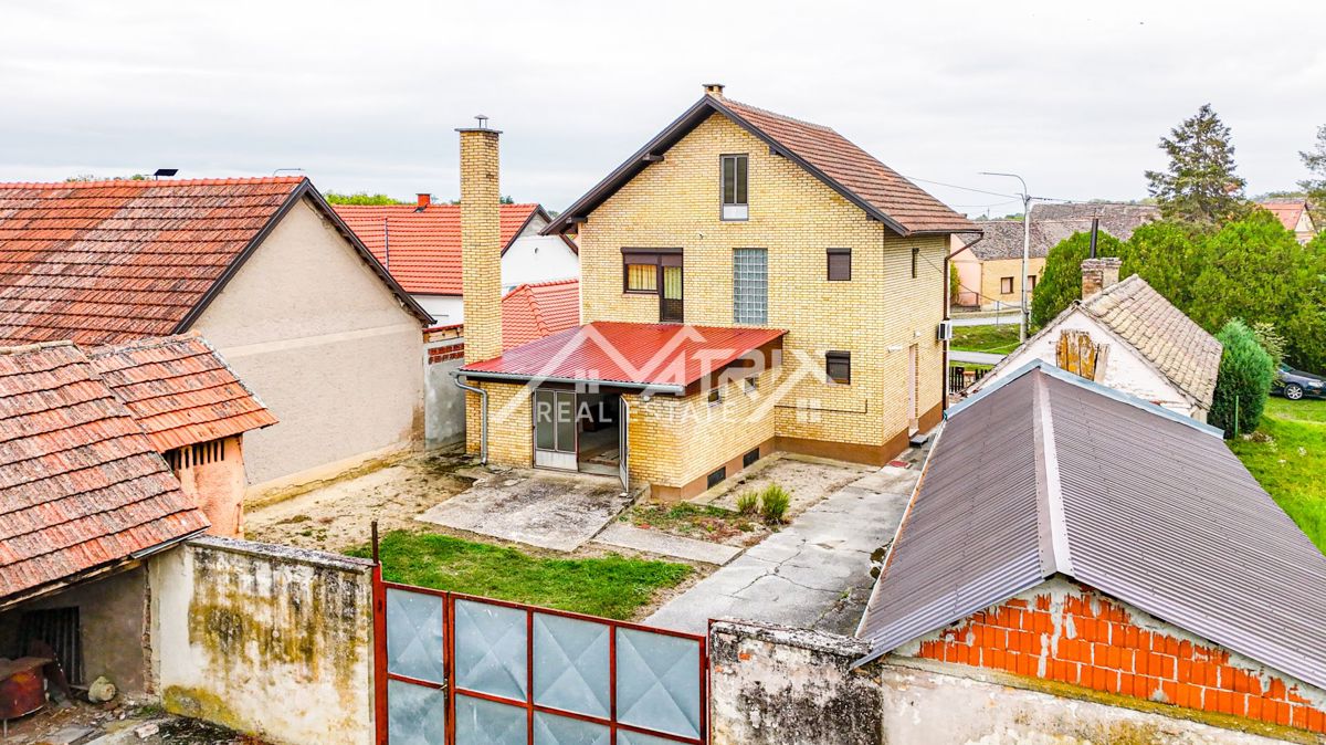 Hiša Bolman, Jagodnjak, 200m2