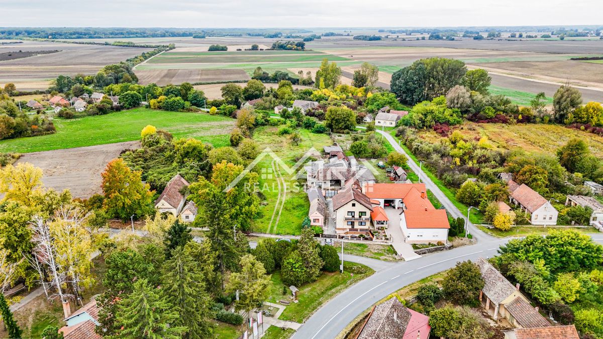 Hiša Bolman, Jagodnjak, 200m2