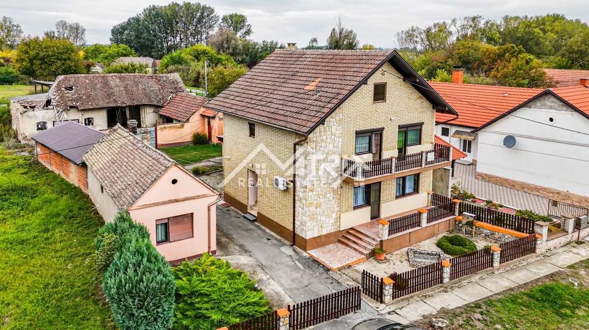 Hiša Bolman, Jagodnjak, 200m2