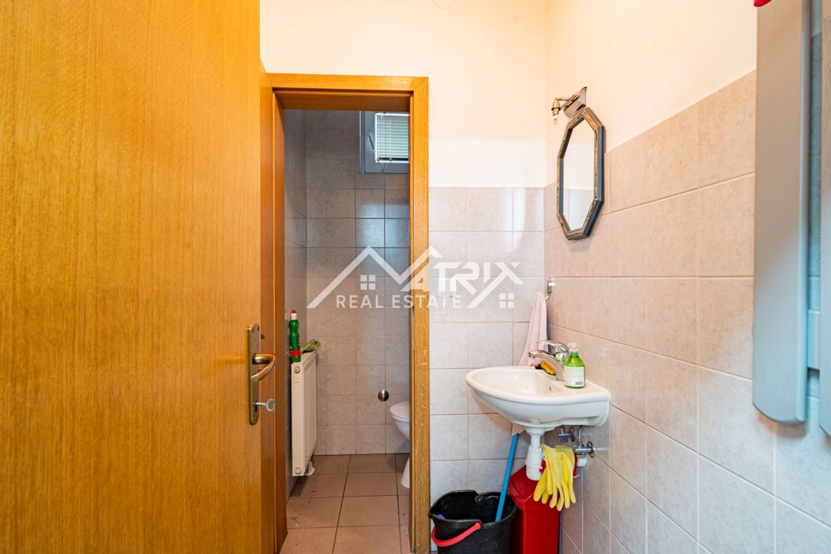 Hiša Centar, Vinkovci, 480m2