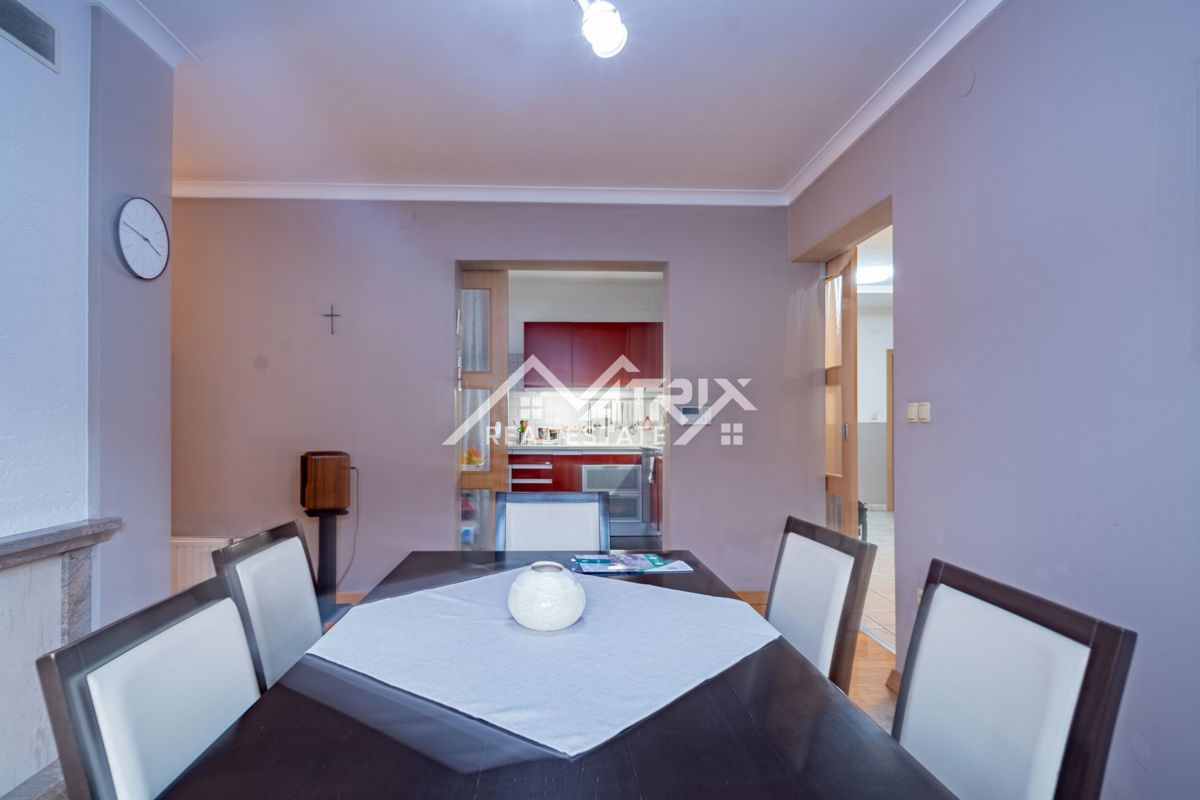 Hiša Centar, Vinkovci, 480m2