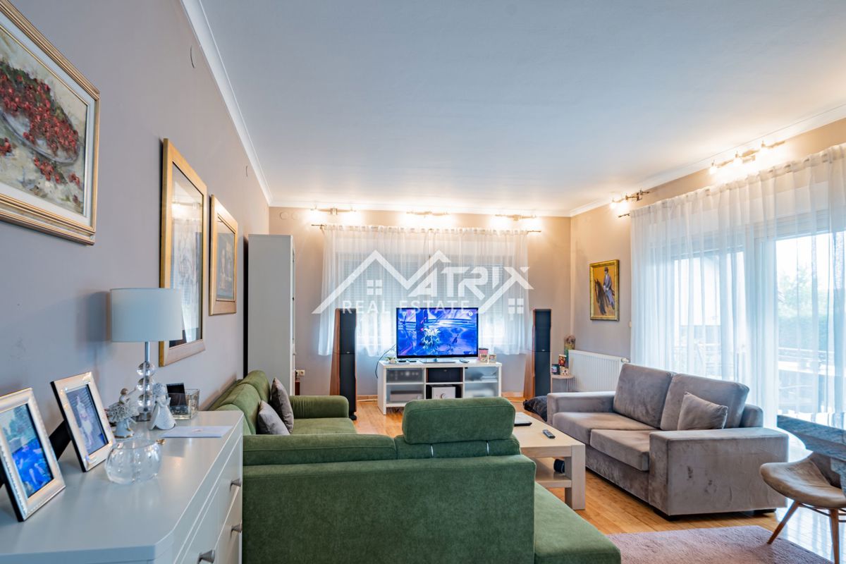 Hiša Centar, Vinkovci, 480m2