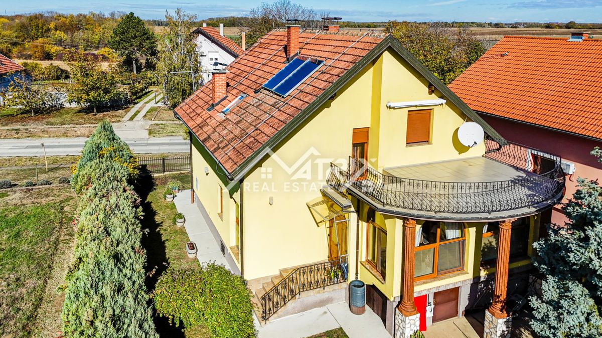 Hiša Bogdanovci, 280m2