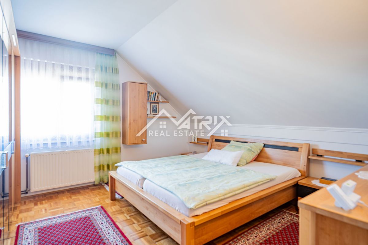 Hiša Bogdanovci, 280m2