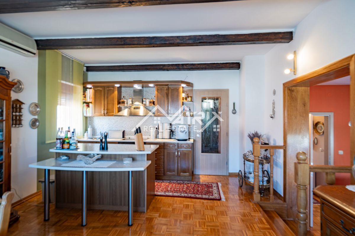 Hiša Bogdanovci, 280m2