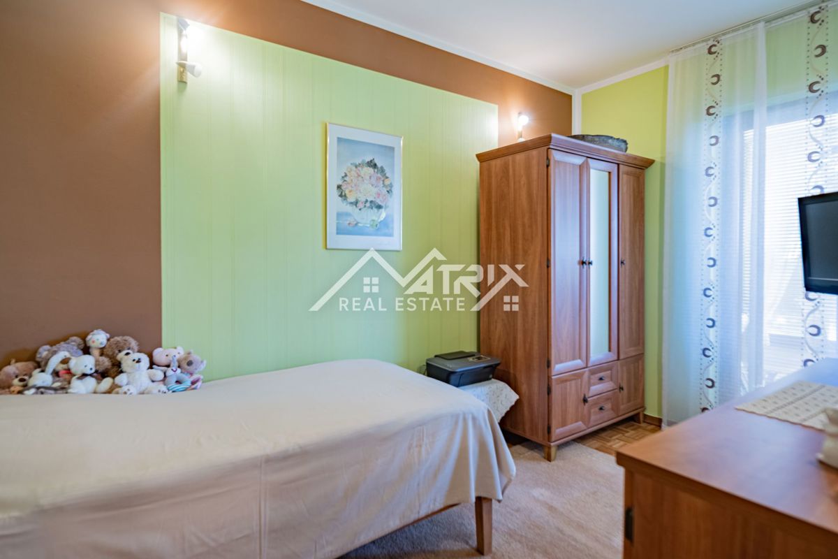 Hiša Bogdanovci, 280m2