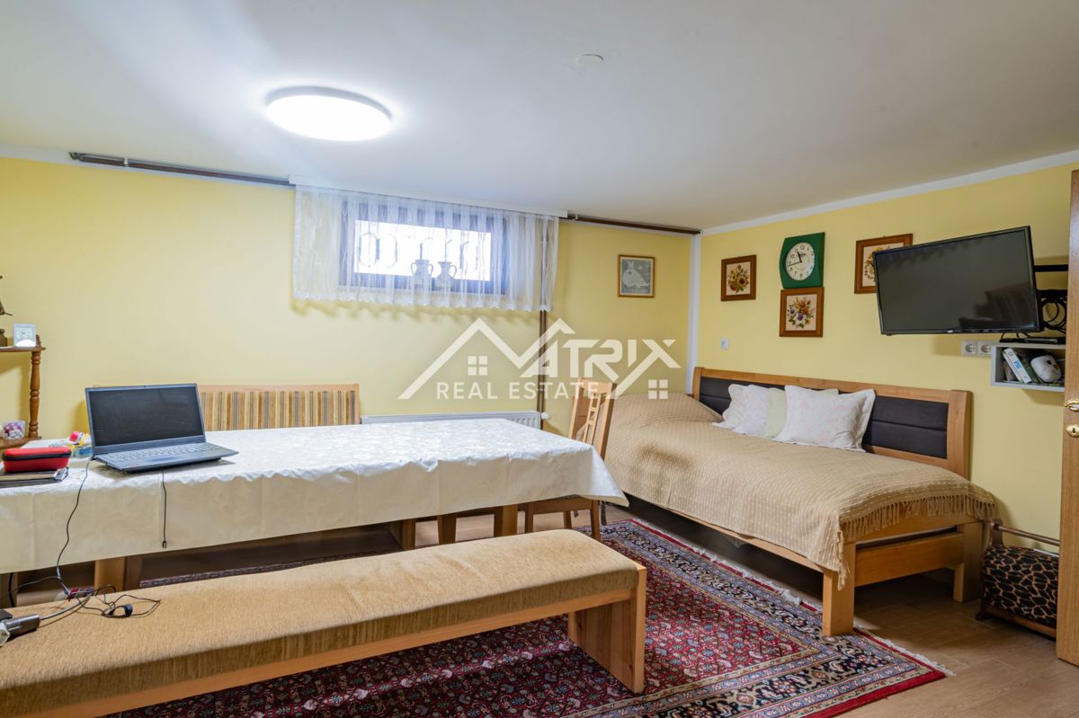 Hiša Bogdanovci, 280m2